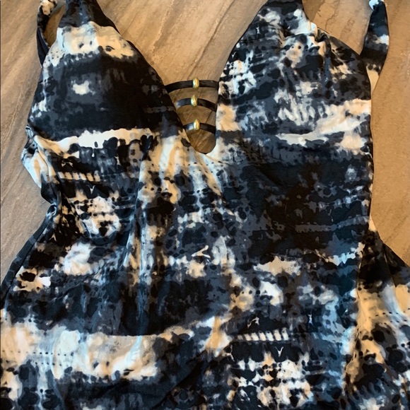 Takini swimsuit Black and White - Picture 2 of 8